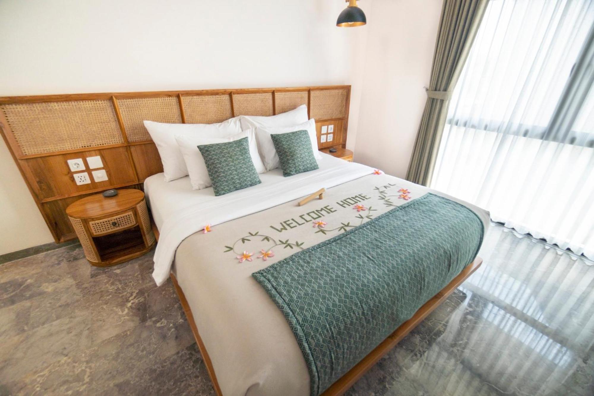 Eight Palms Villa Seminyak By Ini Vie Hospitality מראה חיצוני תמונה